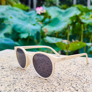 "Vienna" Women's Round Retro Sunglasses (Cream / Off-White)