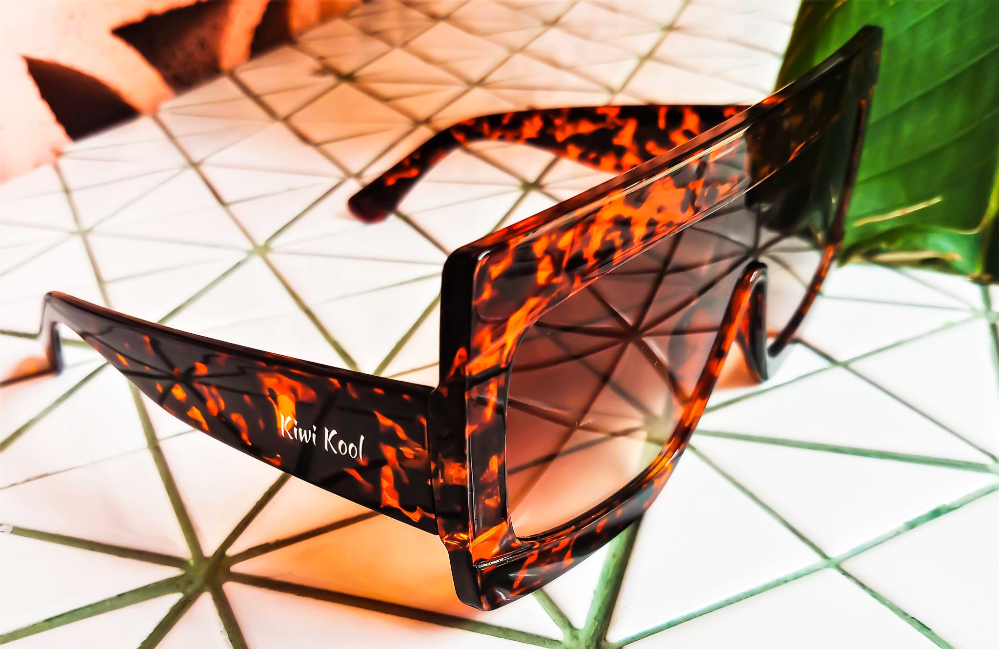 tortoise designer sunglasses for women